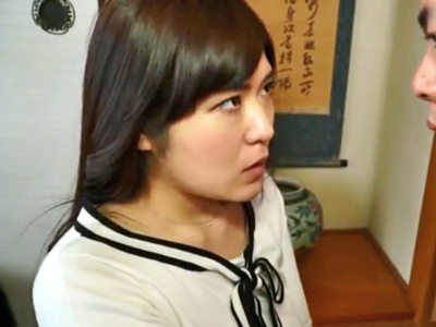 最初は拒んでたのに巨根の誘惑に耐えきれず不倫パコしちゃう巨乳妻